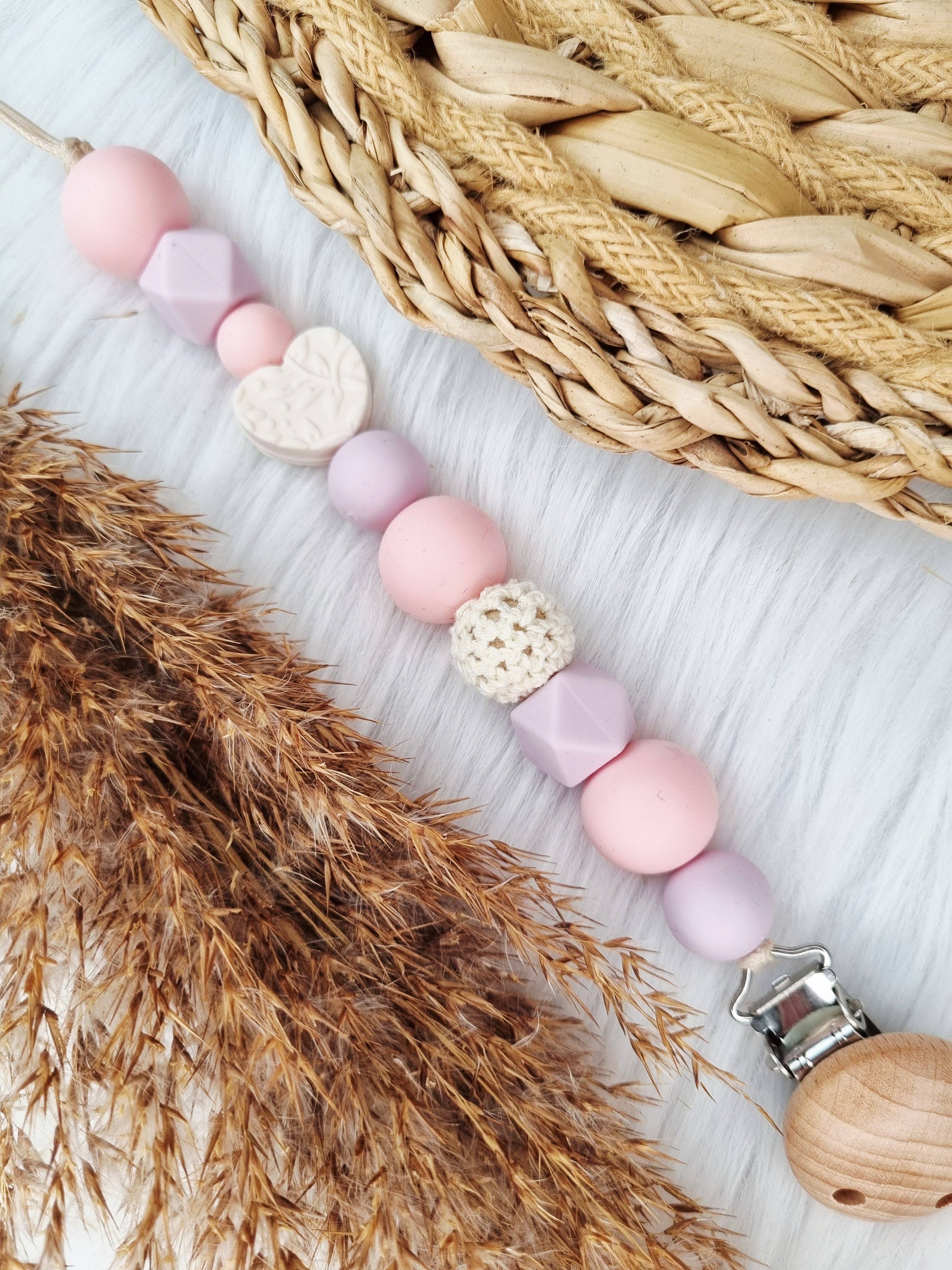 Attache tétine - Cœur blanc cassé, rose bébé, lilas