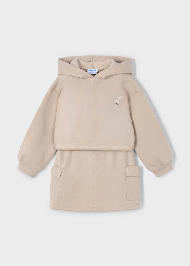 Sweat capuche et jupe cargo beige