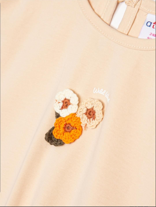 T-shirt "Fleurs en crochet"